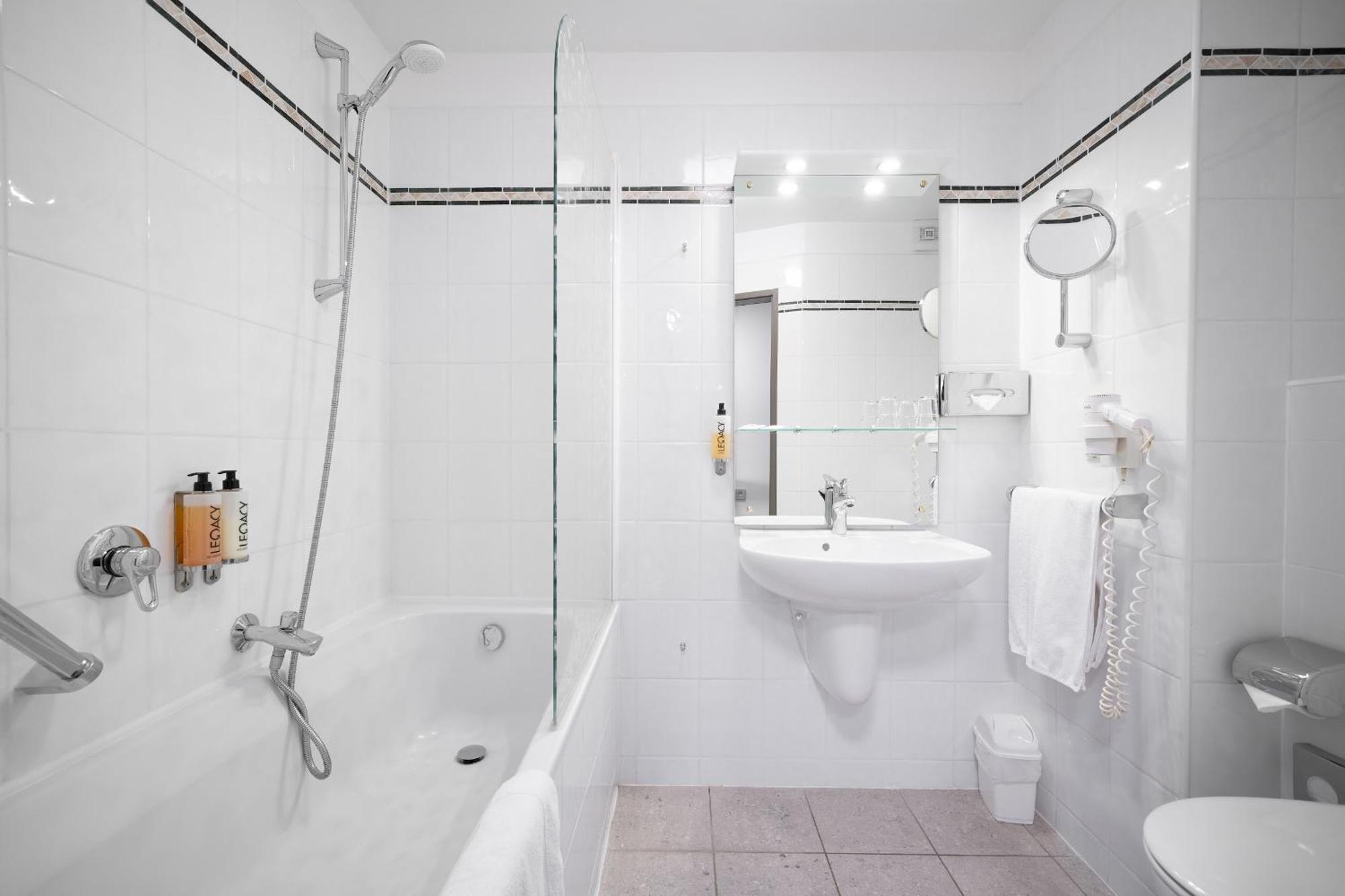 Chambre Double Standard avec Baignoire